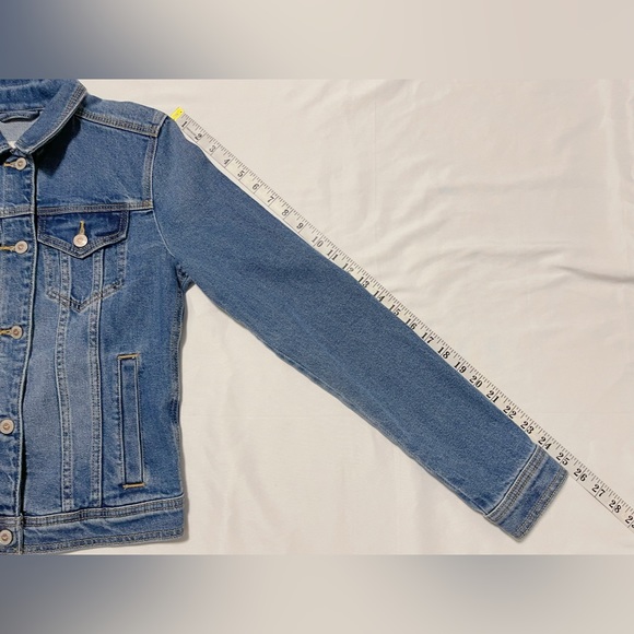 Hollister Denim Jacket - Picture 6 of 10